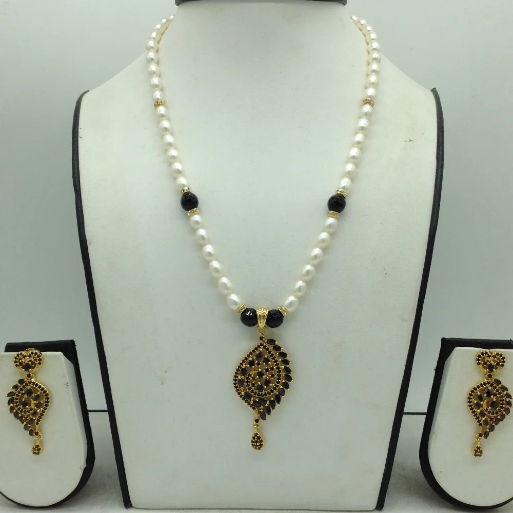Black Cz Pendent Set With 1 Line White Pearls Mala JPS0821